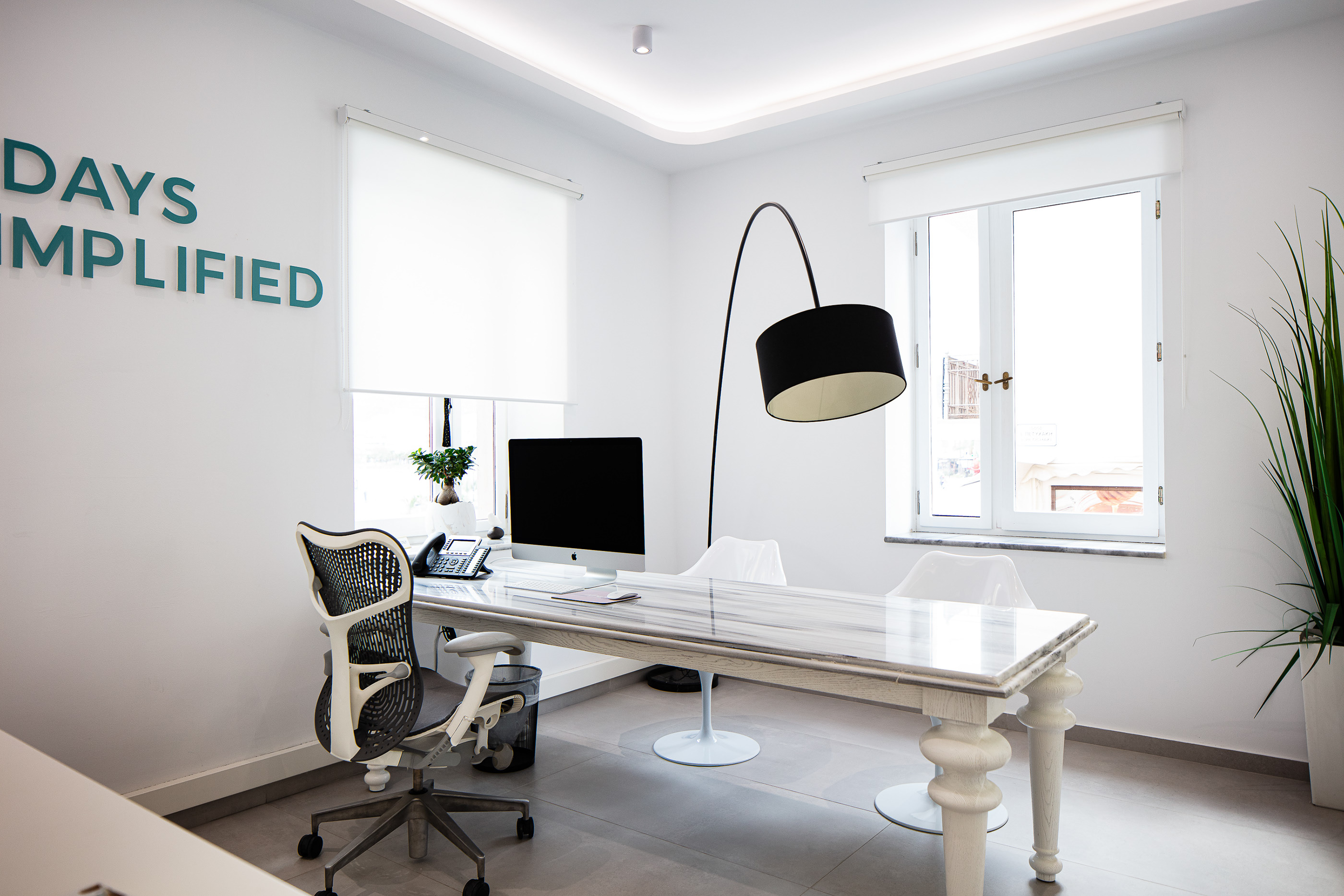 etouri offices
